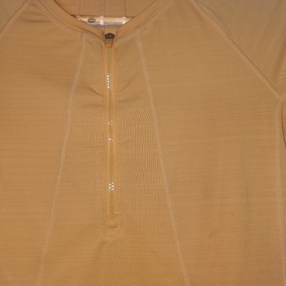 Athleta Womens Pacifica UPF Tee Orange Short Sleeve Size Small - Picture 4 of 13